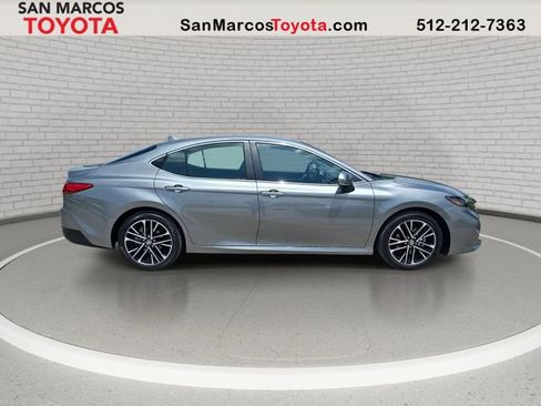 Used 2026 Toyota Camry XLE FWD image 4