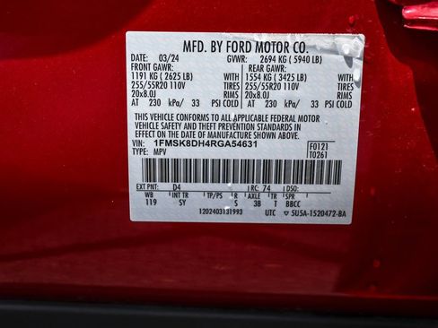 Used 2024 Ford Explorer XLT w/ Equipment Group 202A AWD/4WD image 41