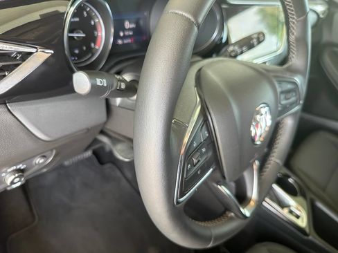 Used 2022 Buick Encore GX Preferred w/ Cold Weather Comfort Package FWD image 20