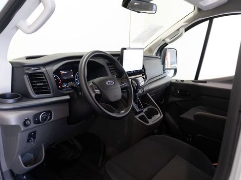 Used 2023 Ford Transit 350 XLT RWD image 18