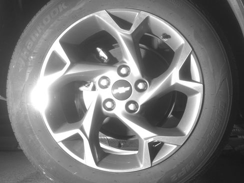 Used 2025 Chevrolet Trax LT FWD image 15