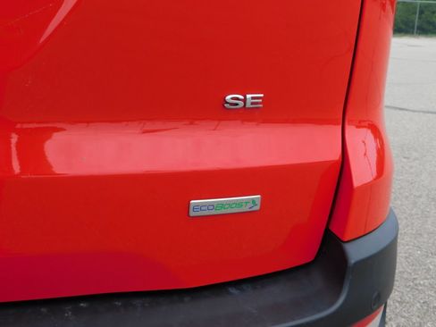 Used 2020 Ford EcoSport SE FWD image 35