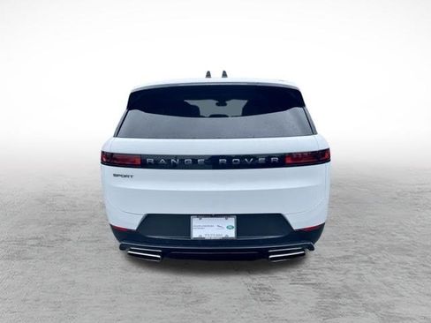 Used 2024 Land Rover Range Rover Sport SE AWD/4WD image 6