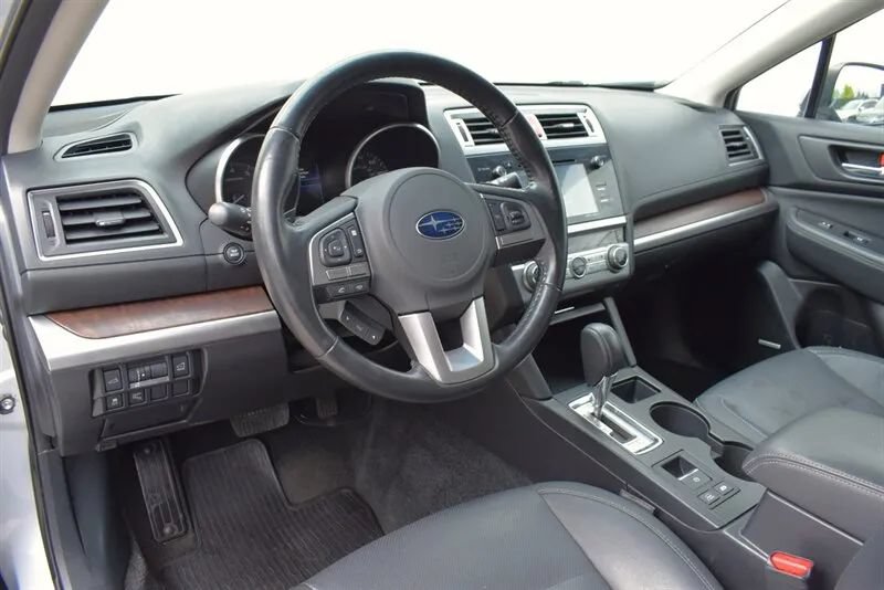 Used 2015 Subaru Outback 2.5i Limited w/ Popular Package #4 AWD/4WD image 3