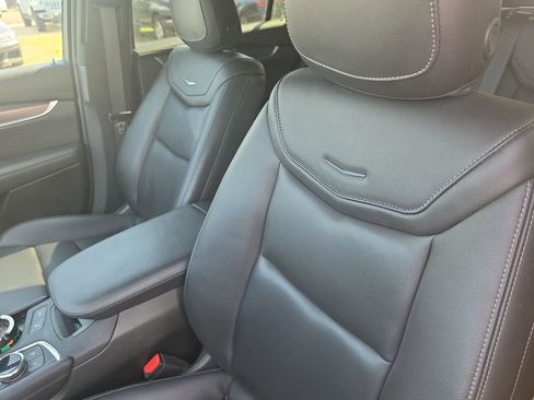 Used 2024 Cadillac XT6 Luxury AWD/4WD image 6