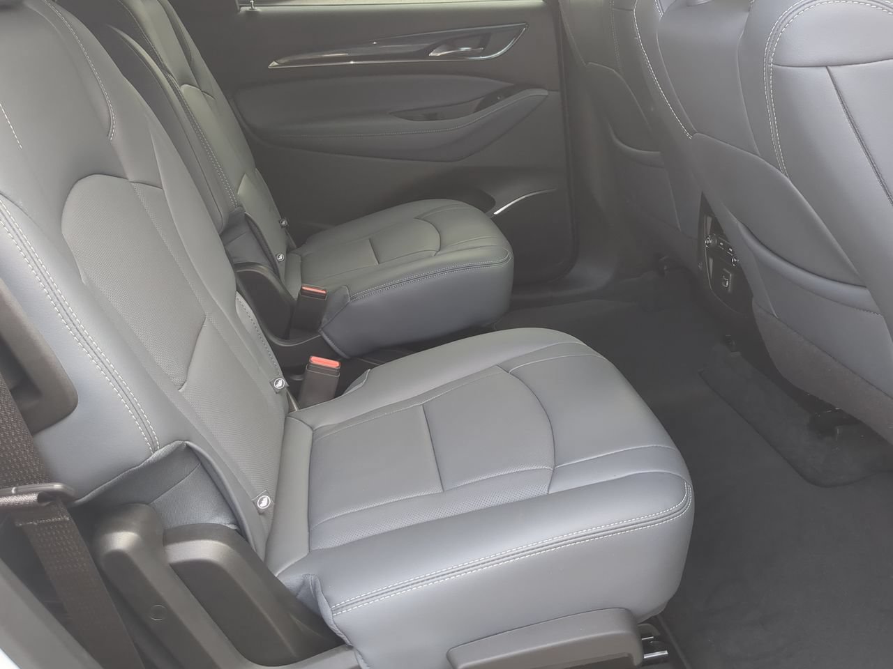 Used 2024 Buick Enclave Essence w/ Trailering Package, 5000 lbs. FWD image 28
