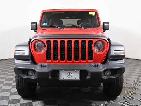 Used 2024 Jeep Wrangler Sport S image 9