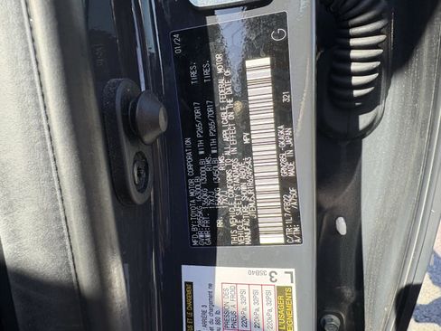 Used 2024 Toyota 4Runner SR5 image 42