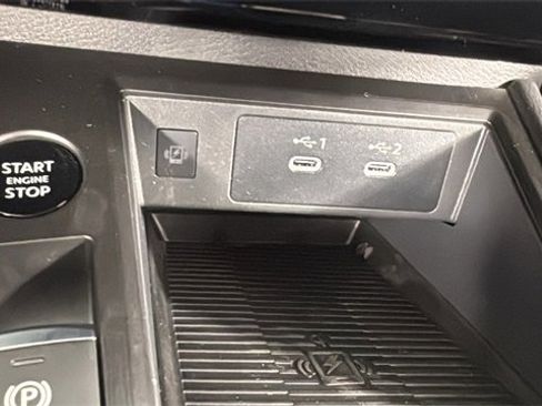 New 2026 Nissan Kicks SR w/ Cold Weather Package image 27