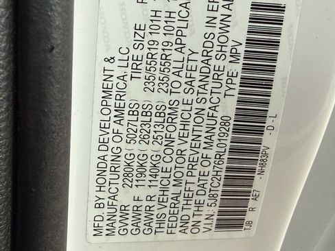 Certified 2024 Acura RDX SH-AWD w/ Advance Package image 33