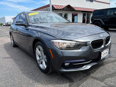 Used 2016 BMW 328i xDrive Sedan AWD/4WD image 3