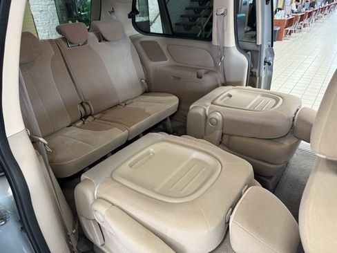 Used 2014 Kia Sedona LX image 10