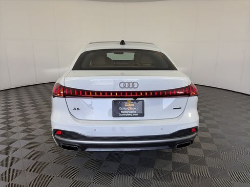 Used 2025 Audi A5 2.0T Premium Plus w/ Premium Plus AWD/4WD image 9