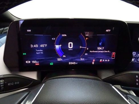 Used 2025 Chevrolet Equinox EV LT FWD image 14