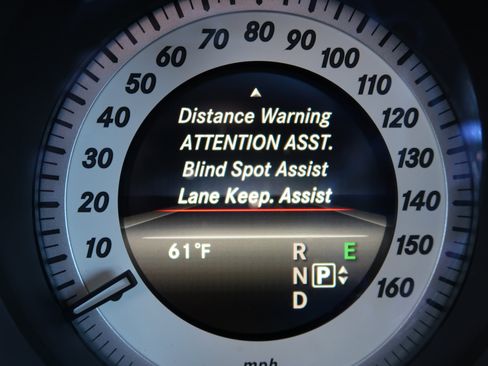 Used 2014 Mercedes-Benz E 350 Sedan w/ Premium 1 Package image 27