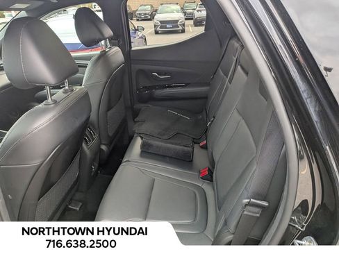 Used 2022 Hyundai Santa Cruz Limited image 37