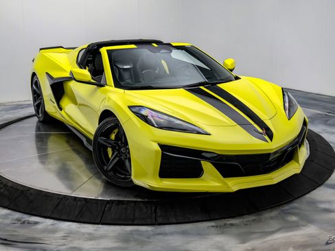 Used 2024 Chevrolet Corvette Z06 w/ Stealth Interior Trim Package image 33