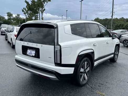 New 2026 Hyundai Ioniq 9 SEL image 7