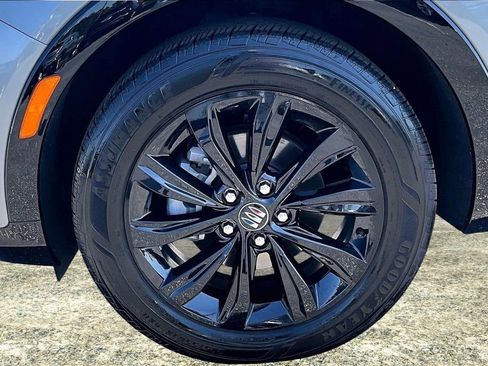 Used 2024 Buick Envista Sport Touring w/ Convenience I Package image 33