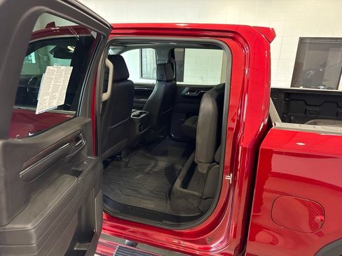 Used 2024 GMC Sierra 1500 SLT w/ SLT Premium Plus Package AWD/4WD image 20