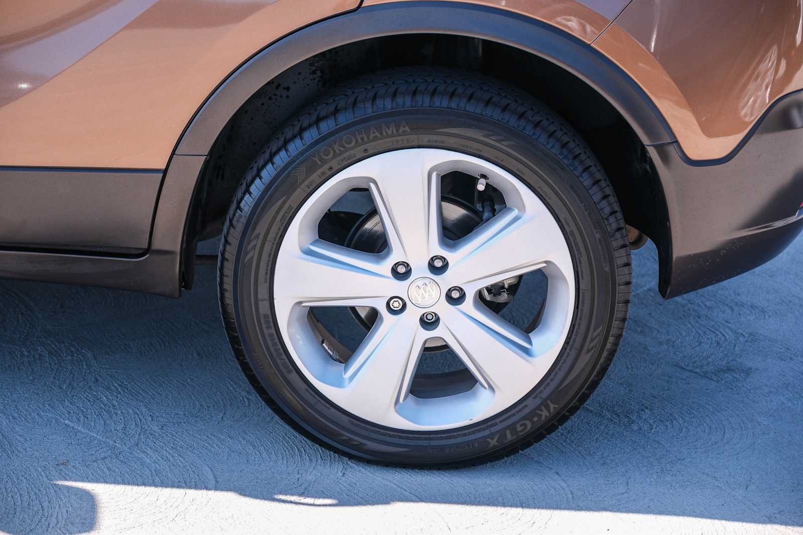Used 2016 Buick Encore AWD image 9
