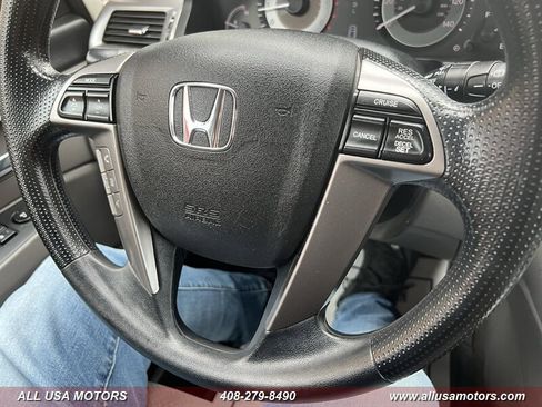 Used 2015 Honda Odyssey EX image 18