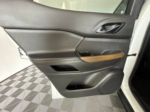 Used 2019 GMC Acadia SLE w/ Driver Alert Package I FWD image 25
