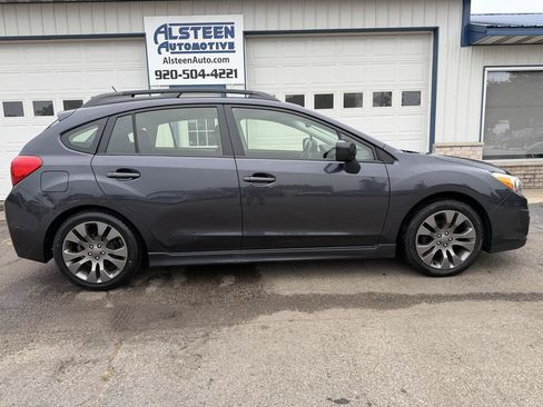 Used 2014 Subaru Impreza 2.0i Sport Premium AWD/4WD image 2