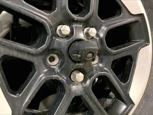 Used 2020 Jeep Wrangler Unlimited Rubicon image 30