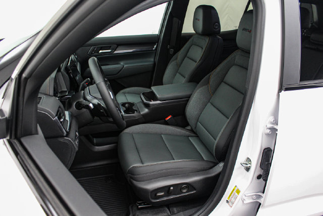 New 2027 GMC Terrain AT4 w/ Convenience Package III AWD/4WD image 12