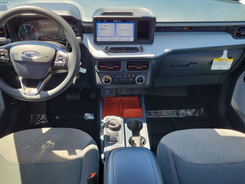 Certified 2024 Ford Maverick XLT FWD image 14