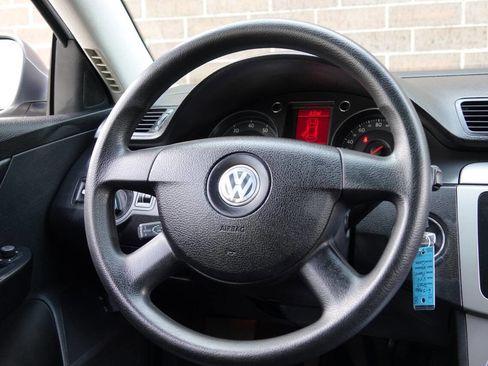 Used 2007 Volkswagen Passat 2.0T FWD image 77