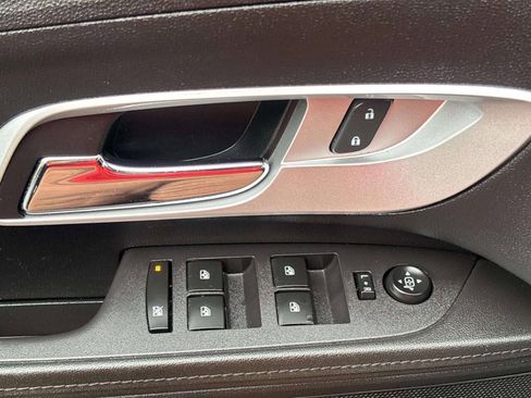 Used 2017 Chevrolet Equinox LT w/ Convenience Package FWD image 27