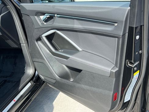 Used 2025 Audi Q3 2.0T Premium w/ Black Optic Sport Package AWD/4WD image 14