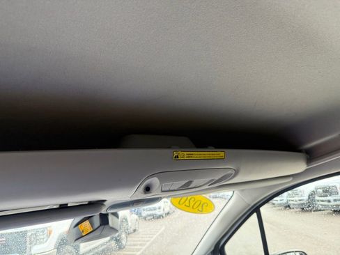 Used 2020 Ford Transit Connect XL image 23