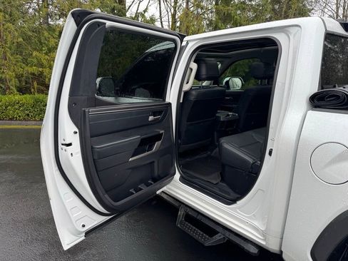 Used 2022 Toyota Tundra Limited image 7