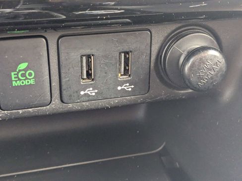 Used 2018 Mitsubishi Eclipse Cross LE AWD/4WD image 24