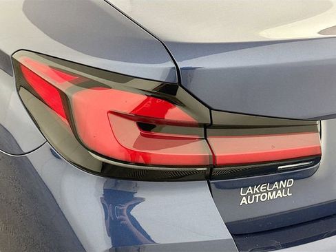 Used 2022 BMW 530e w/ Executive Package image 25