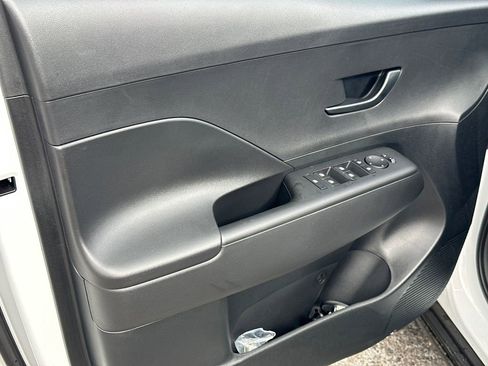 New 2026 Hyundai Kona SEL Sport FWD image 11