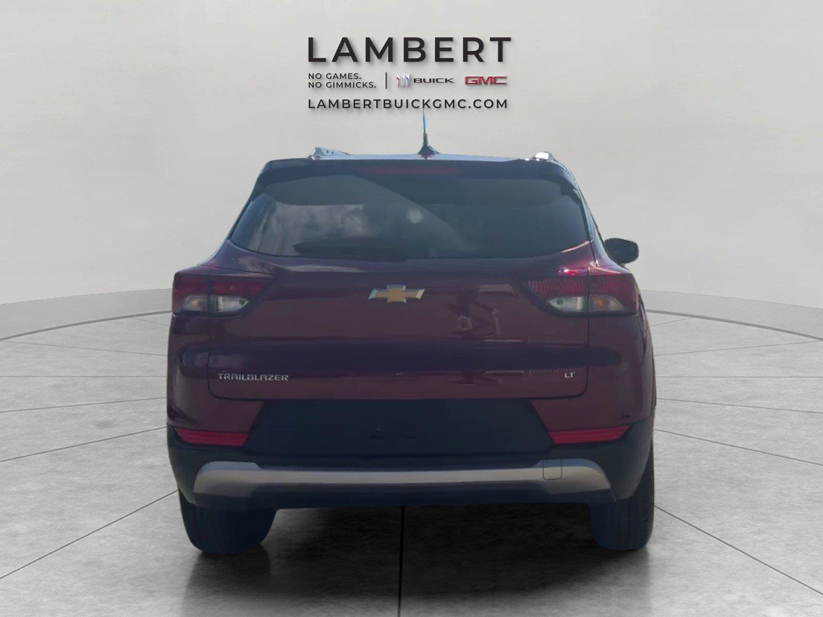 Used 2024 Chevrolet TrailBlazer LT w/ LT Cold Weather Package FWD image 4