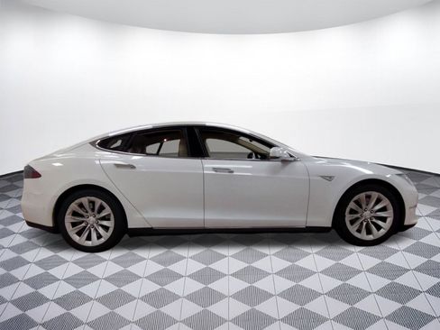 Used 2016 Tesla Model S 75D image 7