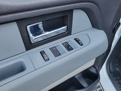 Used 2014 Ford F150 XLT w/ XLT Convenience Package image 16