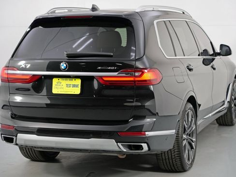 Used 2022 BMW X7 xDrive40i w/ Premium Package image 60