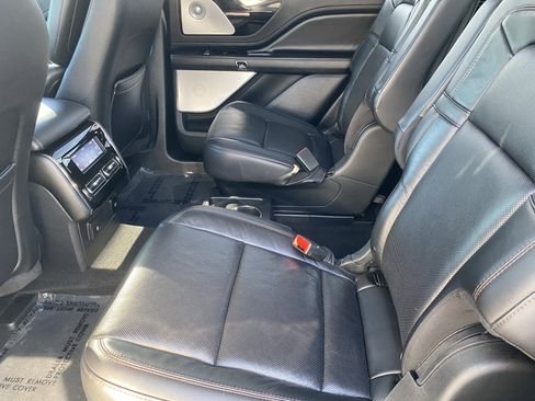 Used 2022 Lincoln Aviator Reserve w/ Equipment Group 201A image 14