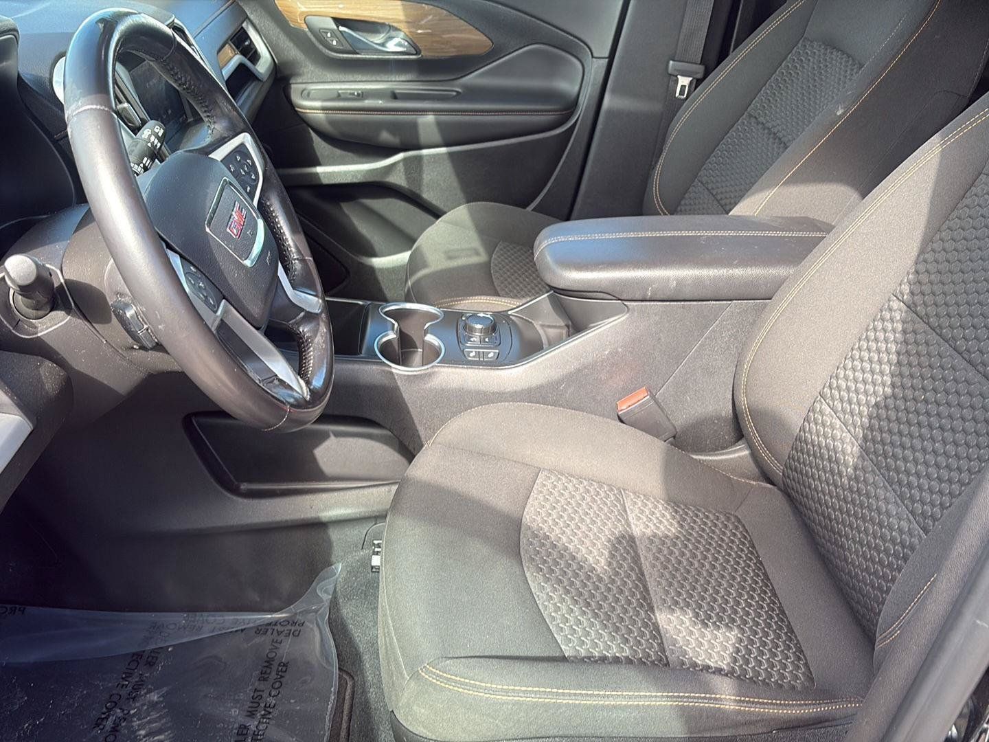 Used 2021 GMC Terrain SLE w/ Driver Convenience Package FWD image 12