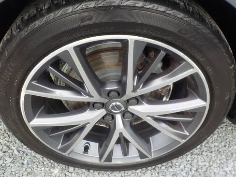 Used 2018 Volvo S90 T5 Momentum image 32