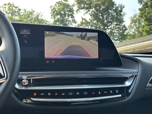 Used 2024 Cadillac Lyriq Tech AWD/4WD image 22