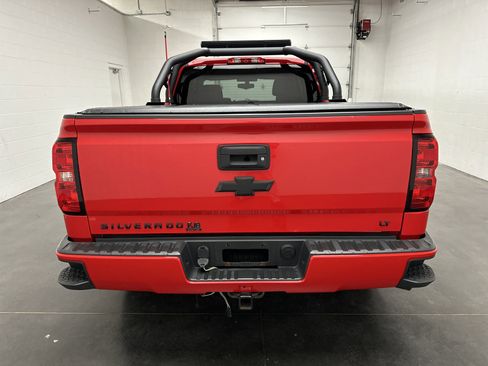 Used 2018 Chevrolet Silverado 1500 LT w/ All Star Edition image 8