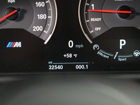 Used 2017 BMW M3 RWD image 41