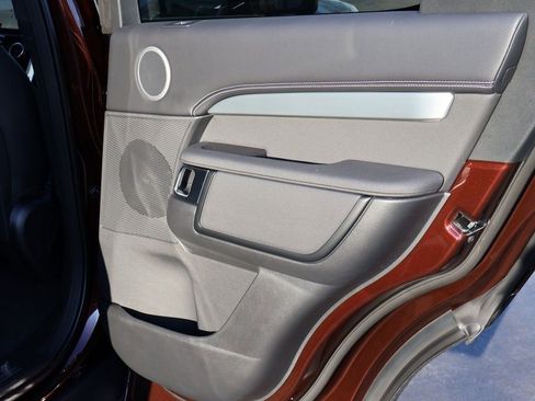 New 2026 Land Rover Discovery Limited Edition AWD/4WD image 15